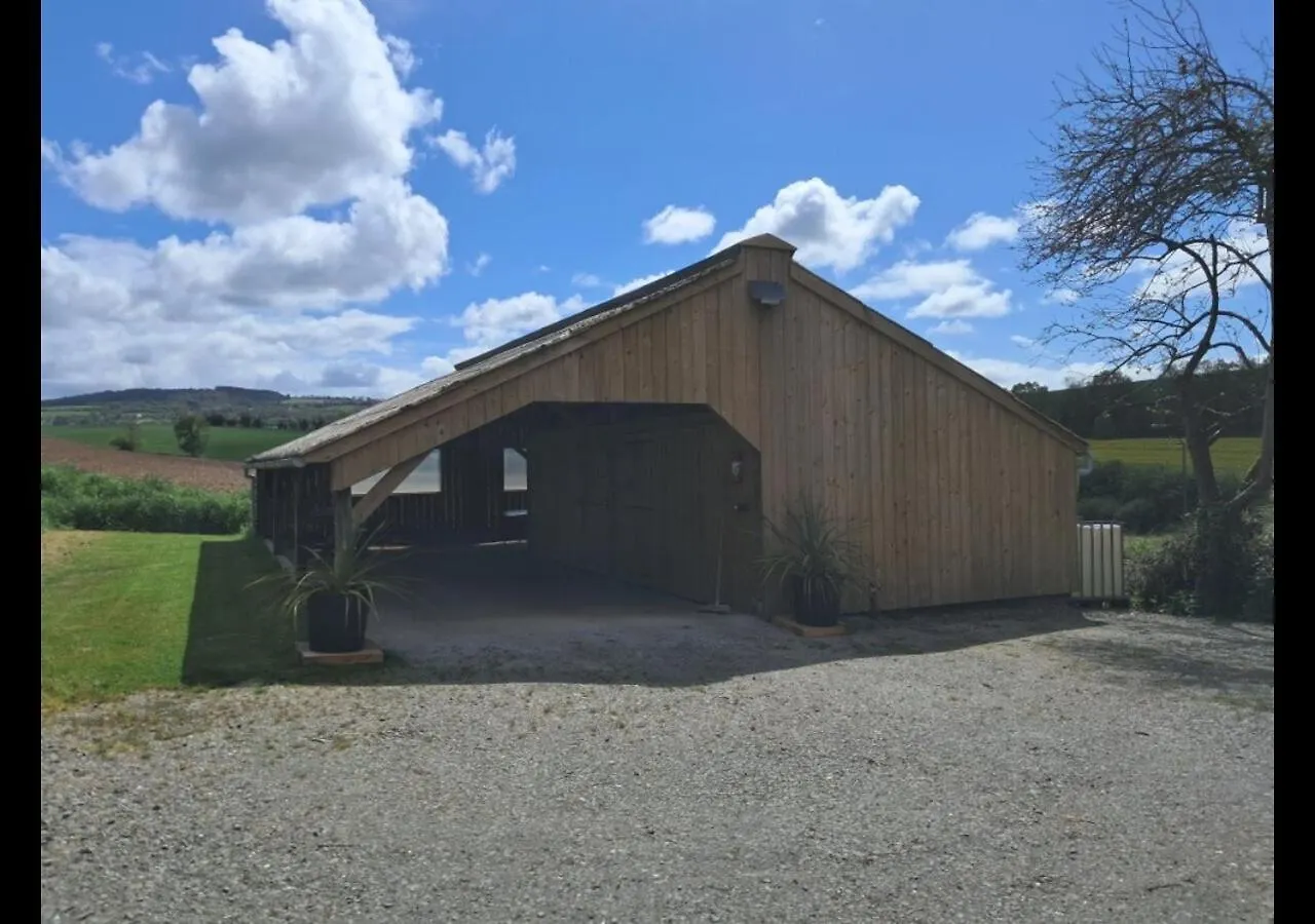 Chalets De Pont Cob Avec Spa Gouezec Holiday home